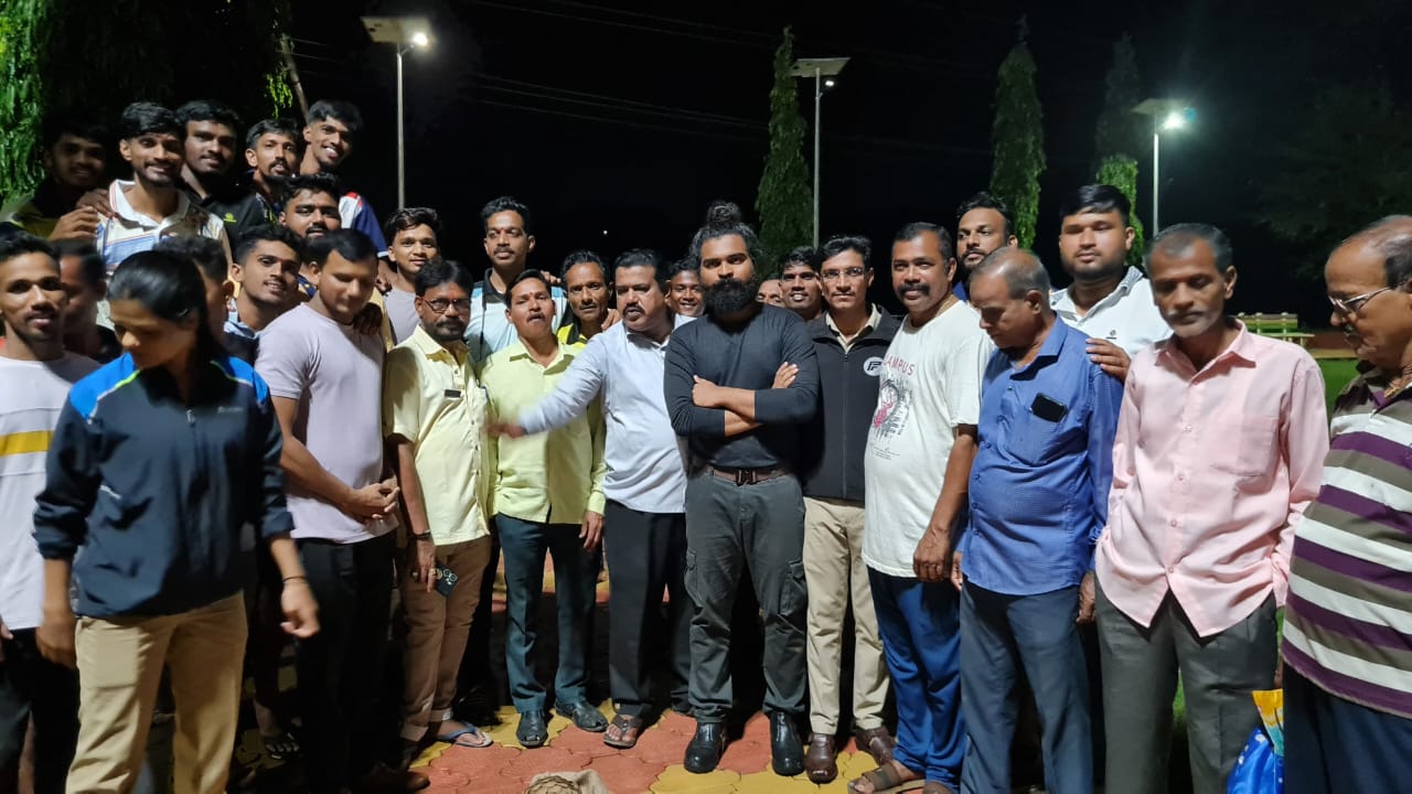 माणगांवच्या खांदाड गावात वस्तीनजीक आढळून आले दुर्मिळ खवले मांजर