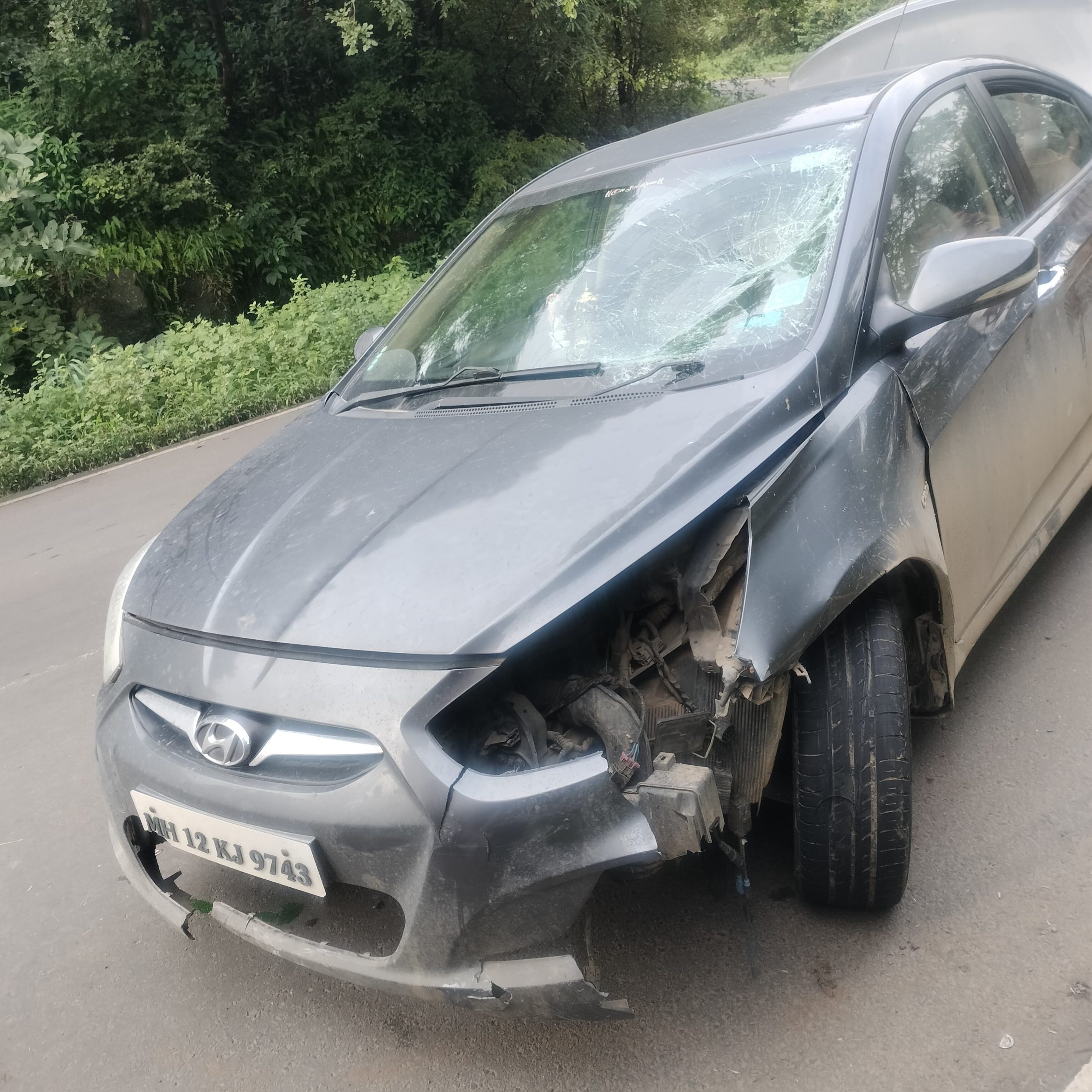 ताम्हिणी घाटात कारची ठोकर लागून एकाचा मृत्यू