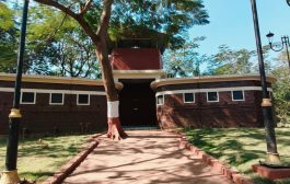 श्रीवर्धन नगरपरिषदेचे ॲस्पिरेशनल टॉयलेट बंद अवस्थेत.