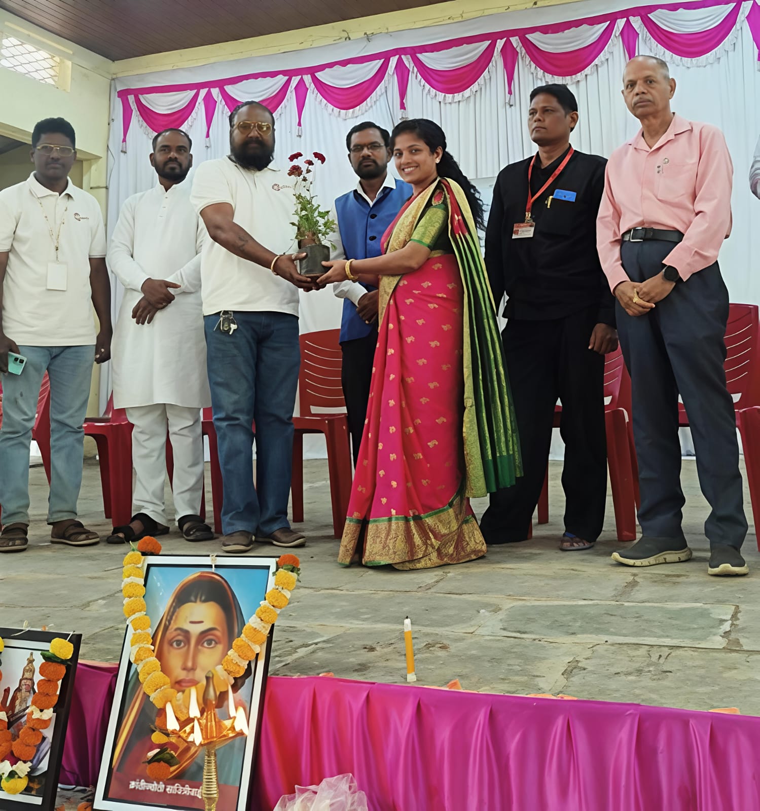 माणगांव येथे रायगड इन्स्टिटयूट ऑफ आय.टी. तर्फे क्रांतीज्योती सावित्रीबाई फुले जयंती उत्साहात साजरी