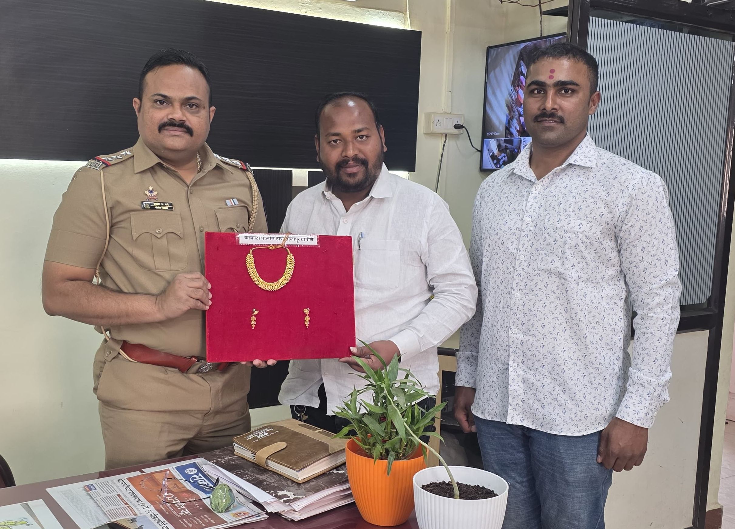 पोलीस निरीक्षक रणजीत माने यांच्या मार्गदर्शनाखाली करमाळा पोलीस स्टेशनची  दमदार कामगिरी