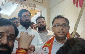 श्रीवर्धनमध्ये ठाकरे गटाला धक्का; नगराध्यक्ष ॲड. अतुल चौगुले यांचा शिंदे गटात प्रवेश.
