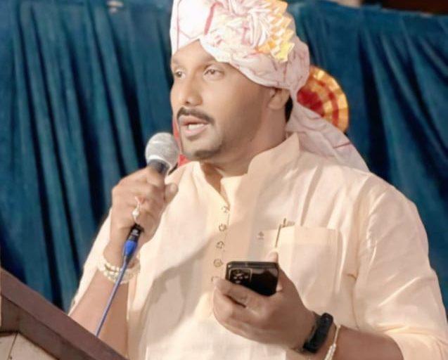 सेवानिवृत्त पोलीस अधिकारी, कर्मचारी यांना आरोग्य योजनेचा लाभ मिळावा यासाठी प्रमोद वाघमारे यांचा १५ ऑगस्ट पासून महाराष्ट्र दौरा सुरू; एकमेकांचे हेवेदावे विसरून सर्व सेवानिवृत्तांनी एकत्र येण्याचे प्रमोद वाघमारे यांचे आवाहन; सर्व सेवानिवृत्तांनां एकत्र करून आंदोलनाची पुढील दिशा ठरवणार; २००६ च्या शासन निर्णयामध्ये बदल करण्यास सरकारला भाग पाडू !