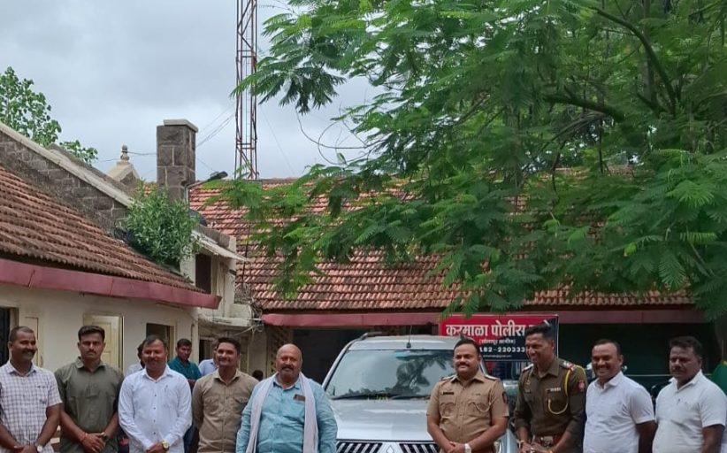 करमाळा पोलिसांची मोठी कारवाई १० लाख ५२ हजार ५०० रुपयांचा मुद्देमाल जप्त, एकास अटक