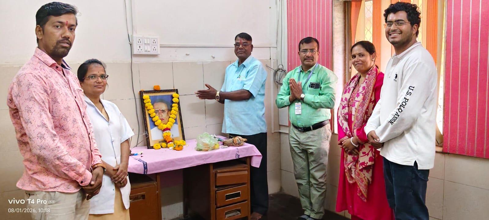 उपजिल्हा रुग्णालय परंडा येथे लोकशाहीर अण्णाभाऊ साठे जयंती उत्साहात साजरी