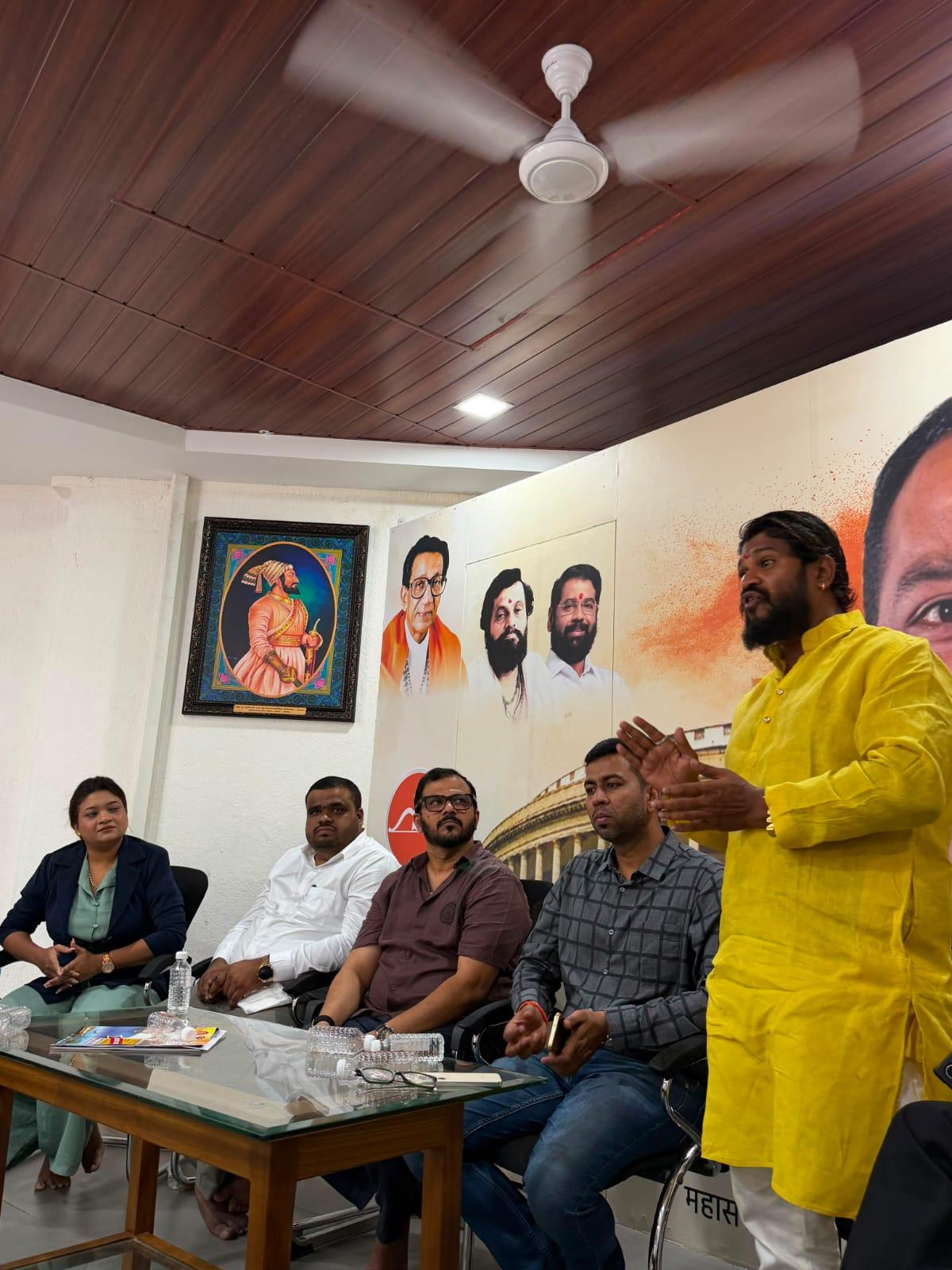 युवासेना आपल्या दारी! युवकांशी संवादातून मजबूत संघटन बांधणीचा निर्धार