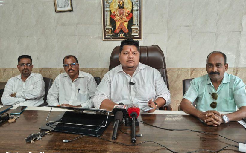 माणगावमध्ये भाजपमधील अंतर्गत वाद चव्हाट्यावर !     पंकज तांबे यांच्या नव्या कार्यालयावरून तालुकाध्यक्षांचा खुलासा;     हे भाजपचे अधिकृत कार्यालय नसून वैयक्तिक जनसंपर्क कार्यालय असल्याचे जाहीर 