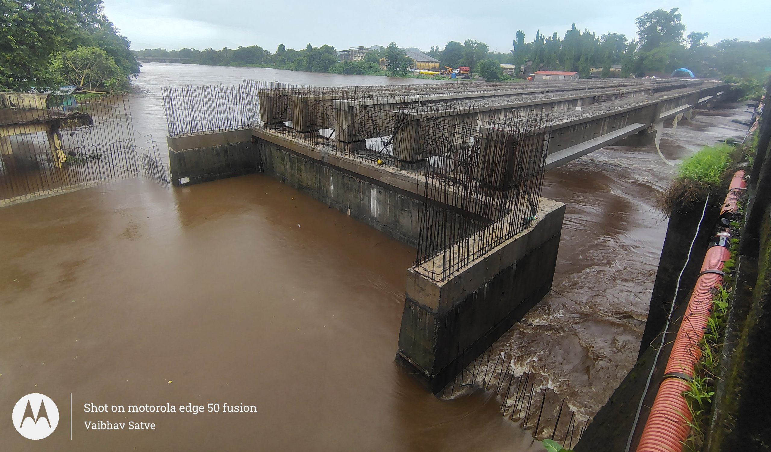 माणगाव तालुक्यात धुवांधार पाऊस; नद्या तुडुंब; जनजीवन विस्कळीत.
