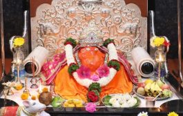 मुगवली येथील स्वयंभू गणपती  जगभरात प्रसिद्ध.